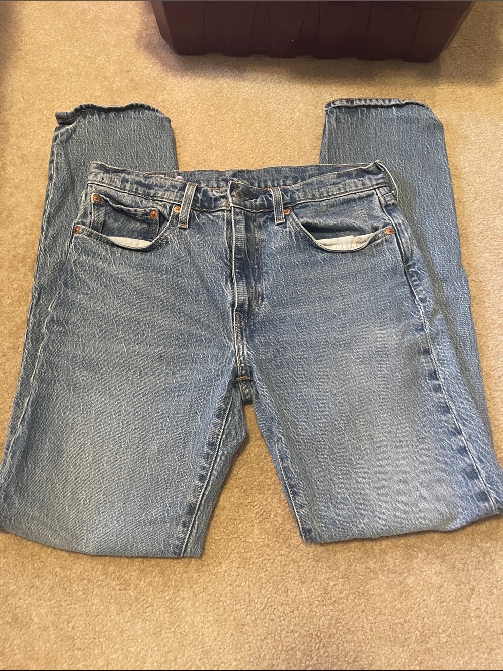 Levi's Men's Light Blue Relaxed Fit Jeans
